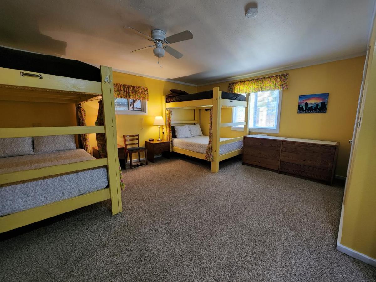 Inn The Clouds Hostel & Inn Leadville Bilik gambar
