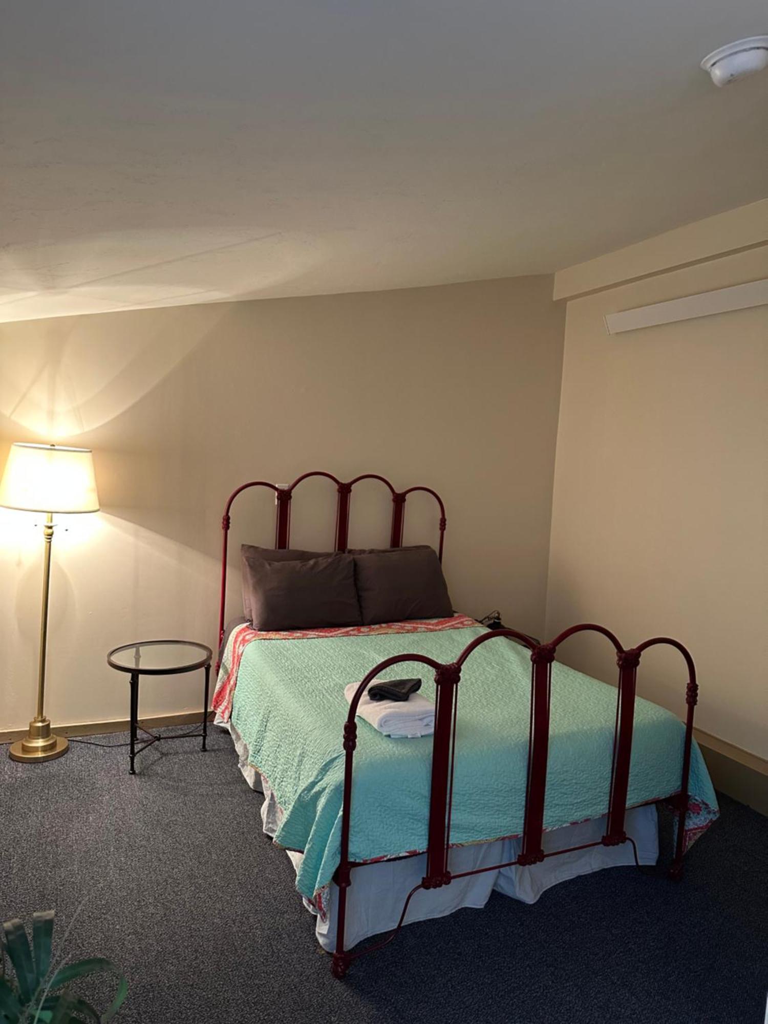 Inn The Clouds Hostel & Inn Leadville Bilik gambar